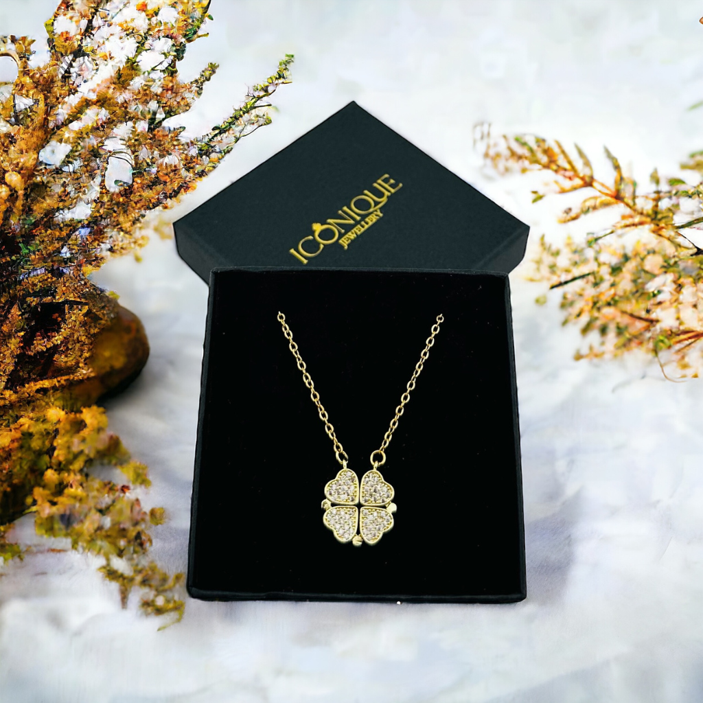 Sparkling Leaf Clover Heart Necklace